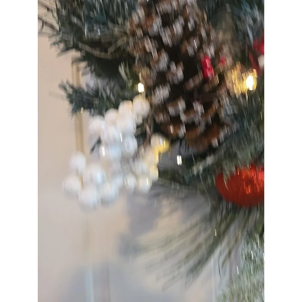 Valery Madelyn 24'' Pre-Lit Christmas Wreath for Front Door w‎ Light Candy Cane